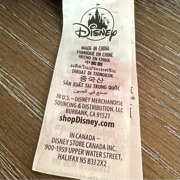 Disney Mickey Mouse Peppermint Bark Cupcake Munchling - Picture 9 of 9